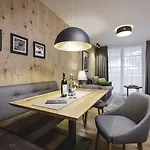Апартаменты Valentin Design *